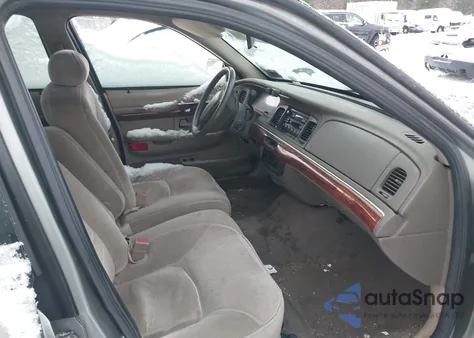 2002 Mercury Grand Marquis Gs z USA, uszkodzony, nr VIN 2MEFM74W72X605951